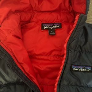 Boys Patagonia Hi Loft down sweater jacket 3T
